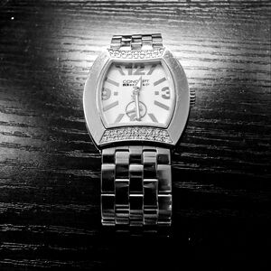 Bedat & Co.Ladies diamond watch size 6.5 to 7